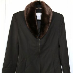 MINT VINTAGE JONES NEW YORK 6 Brown Faux Fur Detachable Collar Zip Front Blazer